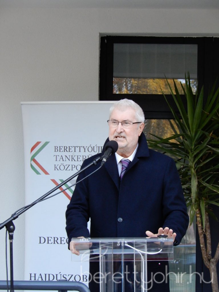 Átadták a zeneiskola új épületét 07